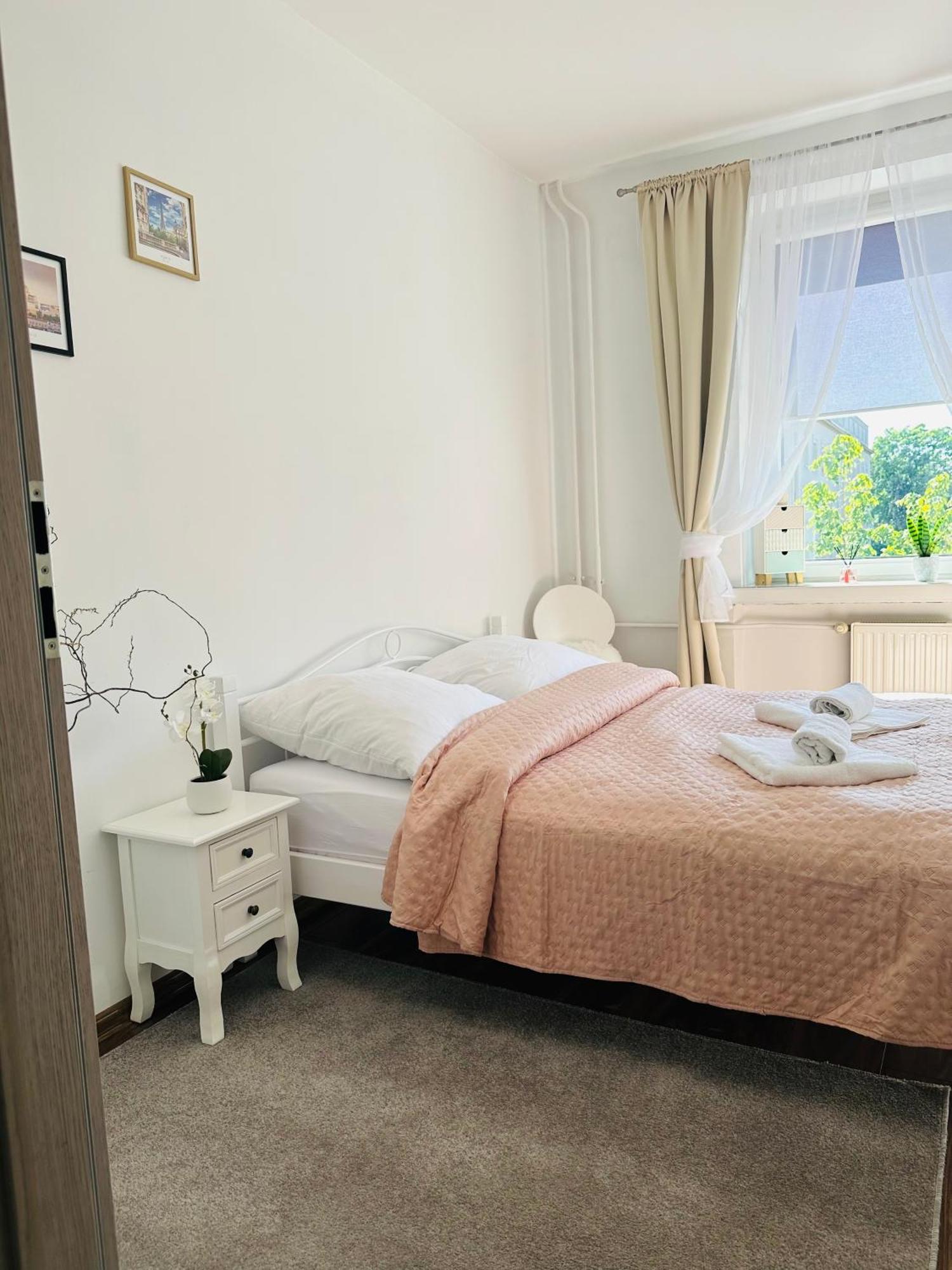 City Apartment Czestochowa Centrum 2-Bedroom 外观 照片